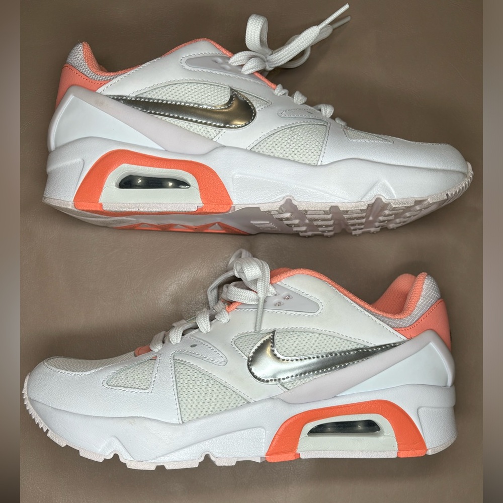 COPY - 6.5 Y  NIKE AIR STRUCTURE  WHITE SILVER CW1646-004 RUNNING SNEAKERS